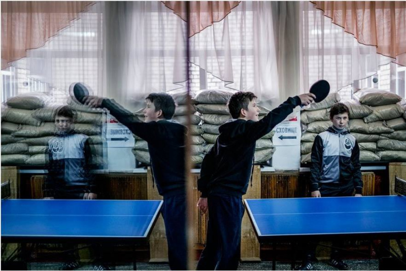 Немецкий фоторепортер показал проникновенные снимки детей Донбасса (фото)