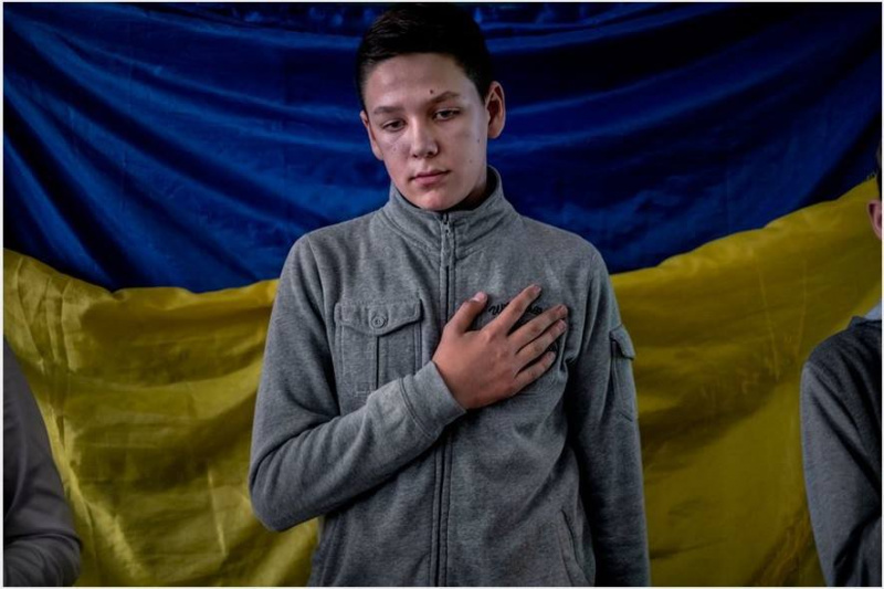 Немецкий фоторепортер показал проникновенные снимки детей Донбасса (фото)