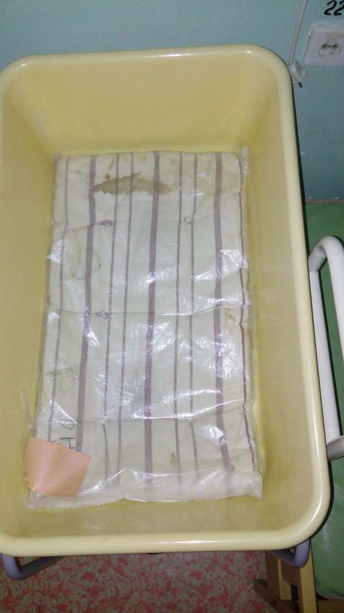 &quot;Без воды и ремонта&quot;: в сети ужаснулись фотографиями роддома в Крыму