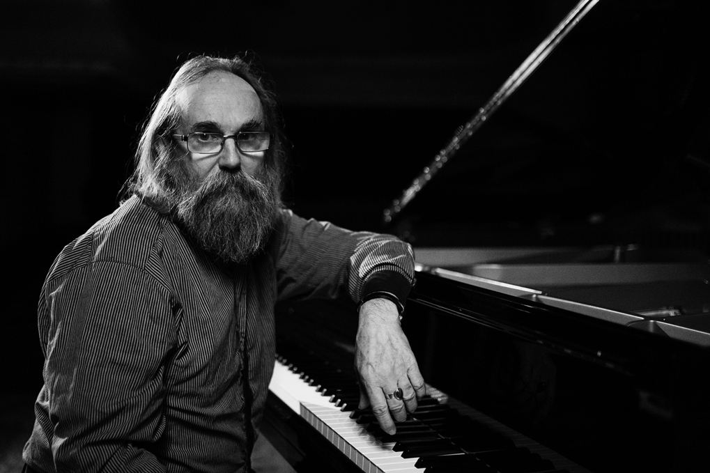 &quot;Это мои люди, мой народ&quot;: Любомир Мельник об изменениях в Украине и нелюбви к русскому языку