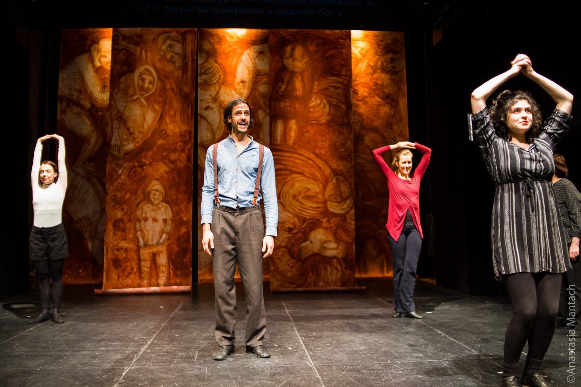 Украина и Россия поставят совместный спектакль о войне