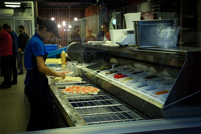 Domino's Pizza теперь доставляет по всему Киеву