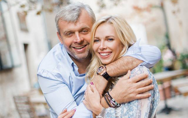 Известная украинская певица стала мамой