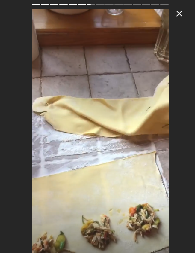 Оля Полякова показала, как приготовить итальянские равиоли с цветками цуккини