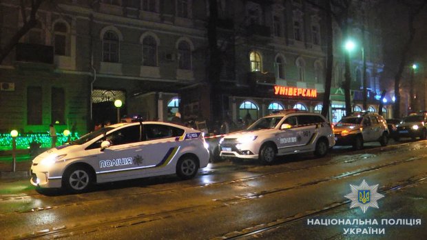 В Одесі троє росіян погрожували перехожим ножем