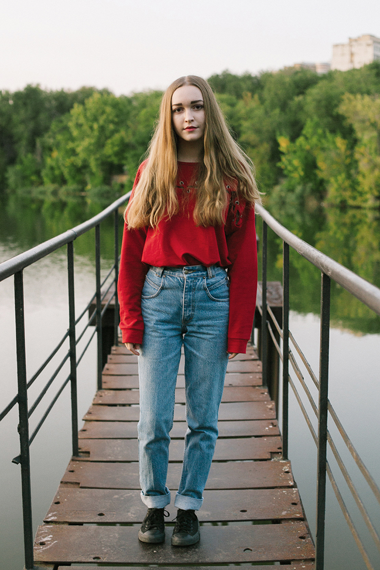 "Молодость тут похожа на старение": молодежь Донецка откровенно рассказала о жизни в городе