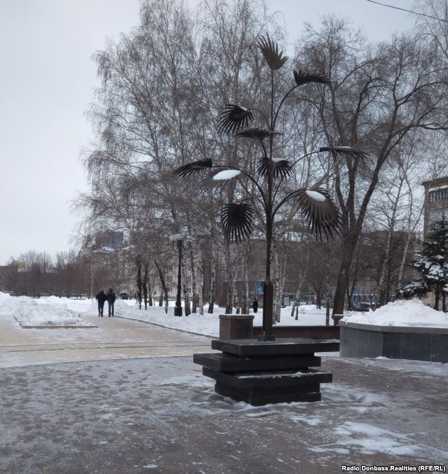 У мережі показали свіжі фото з окупованого Донецька