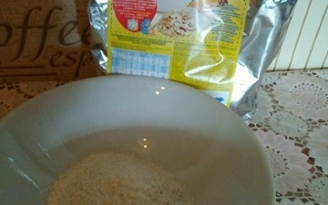 У Запоріжжі жінці продали дитяче харчування з личинками (фото)