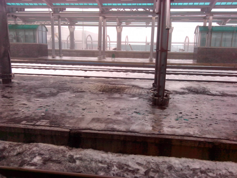 У мережі показали, на що "російский світ" перетворив вокзал у Донецьку (фото)