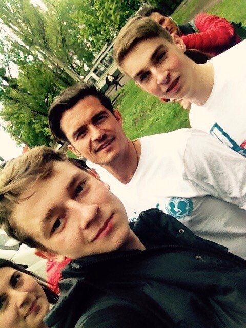 Орландо Блум в Донбассе