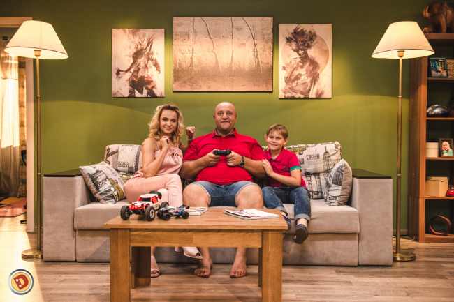 Лилия Ребрик стала хозяйкой салона красоты в новом сериале от ICTV и "Дизель студио"