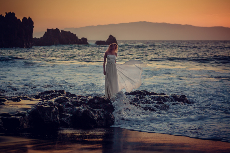 "Свадьба моей мечты": известная украинская дизайнер вышла замуж на Канарских островах (фото)