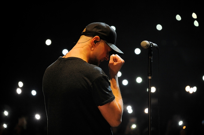 "Голий король": в Киеве отгремел большой сольный концерт группы "Бумбокс" (фотоотчет)