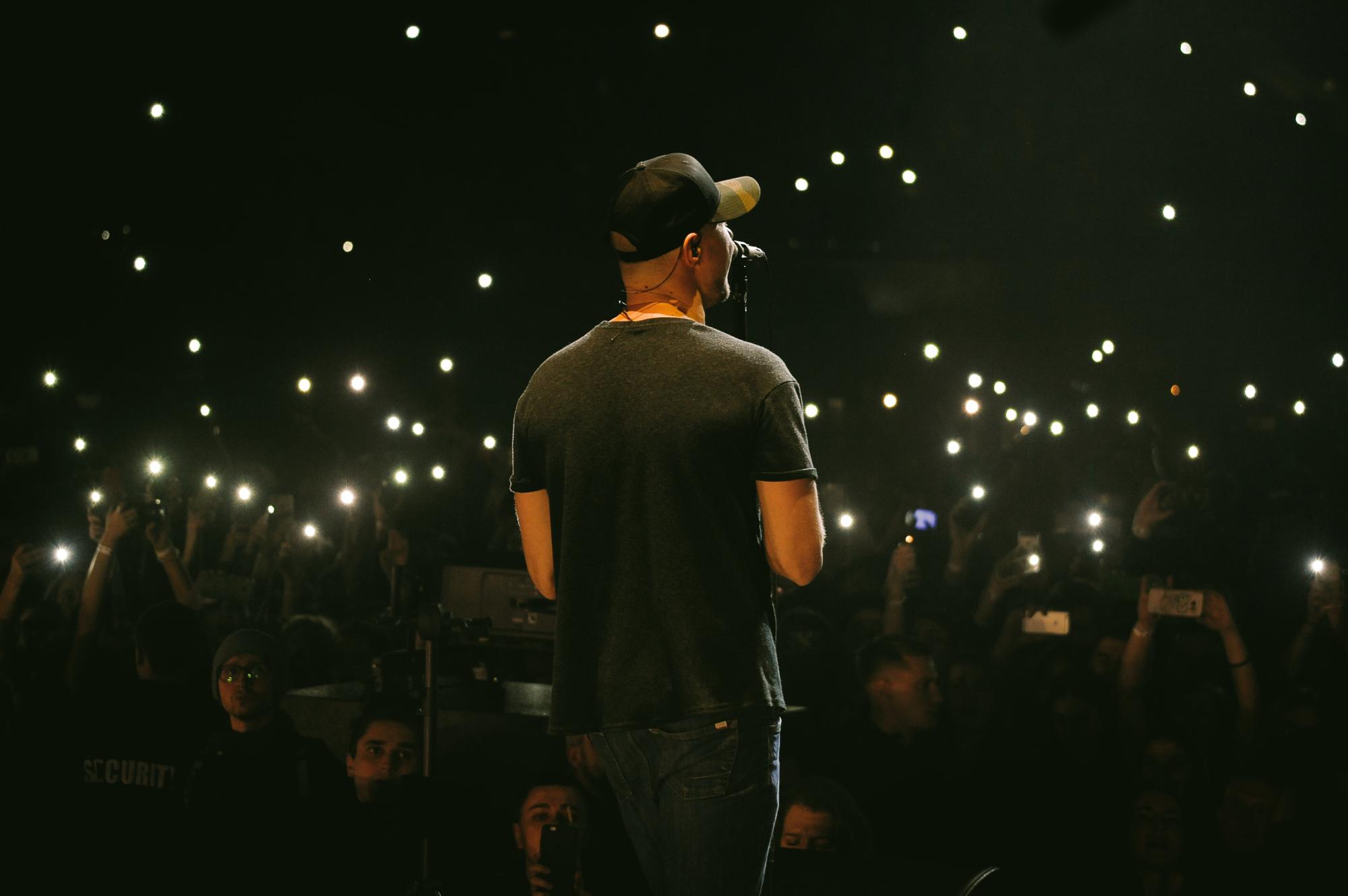 &quot;Тайный код&quot; Бумбокса: Андрей Хлывнюк о жизни настоящего меломана, украинских реалиях и российских фанах