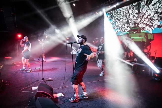 BRUTTO в Киеве: музыканты собрали полный аншлаг в клубе Stereo Plaza (фото)