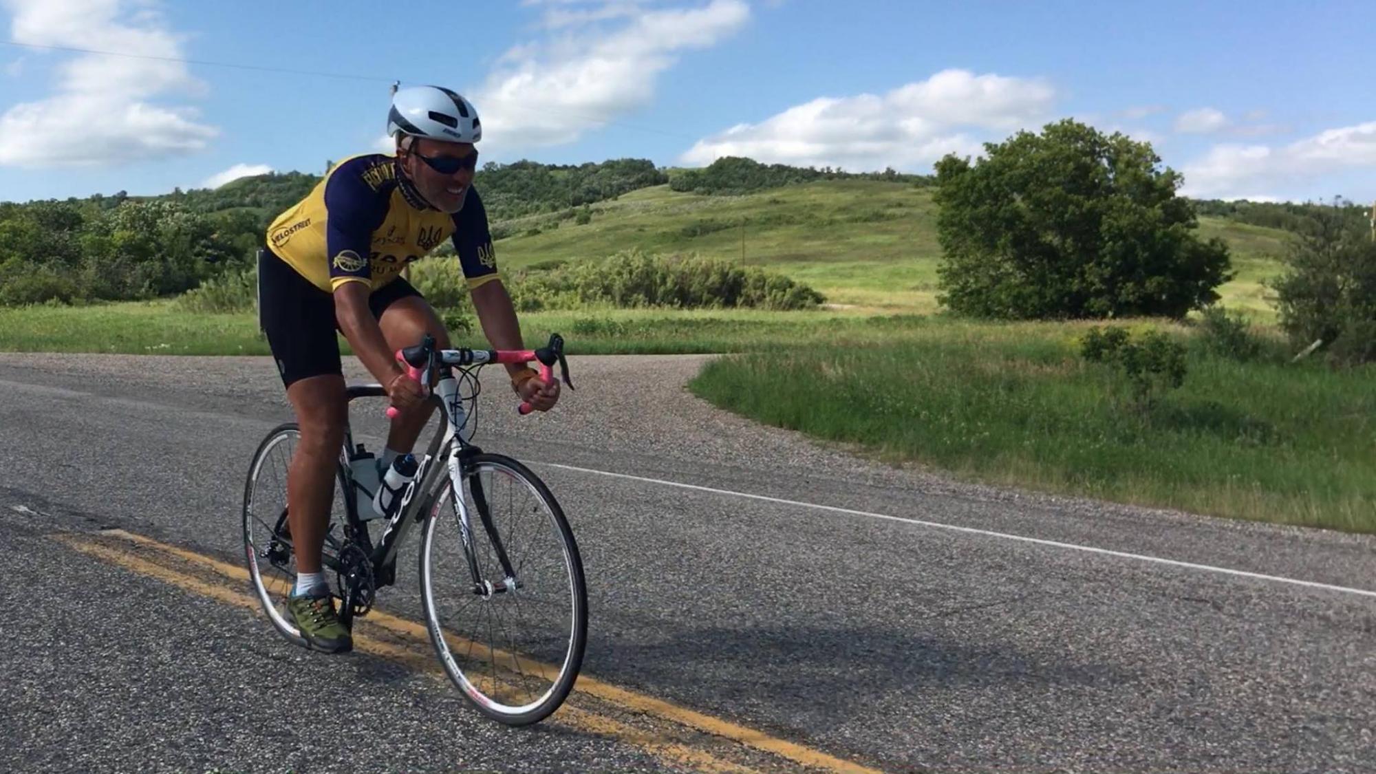 "Думали, что у нас гражданская война": как активисты разрушали мифы об Украине во время велопробега по США и Канаде