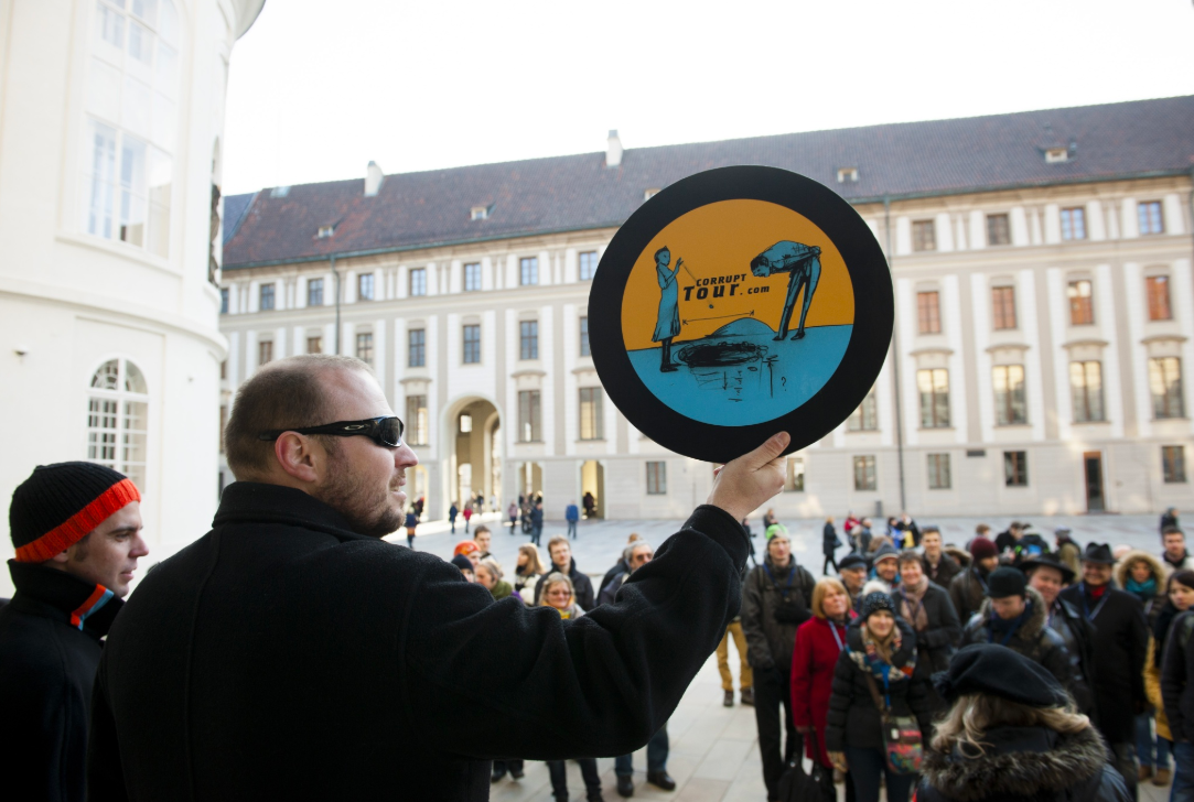 5 креативних ідей боротьби з корупцією у світі