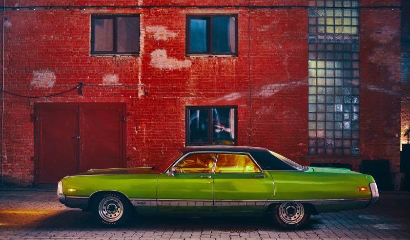 "Данина музиці та естетиці": MONATIK показав вражаючі фото зі зйомок нового кліпу