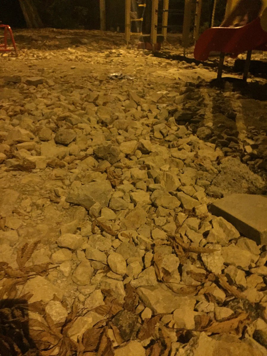 Детские площадки в Севастополе ужаснули соцсети