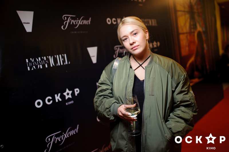 Олена Кравець, Віка з "НеАнгелів" та інші зірки на прем'єрі фільму "Колесо чудес" (фото)