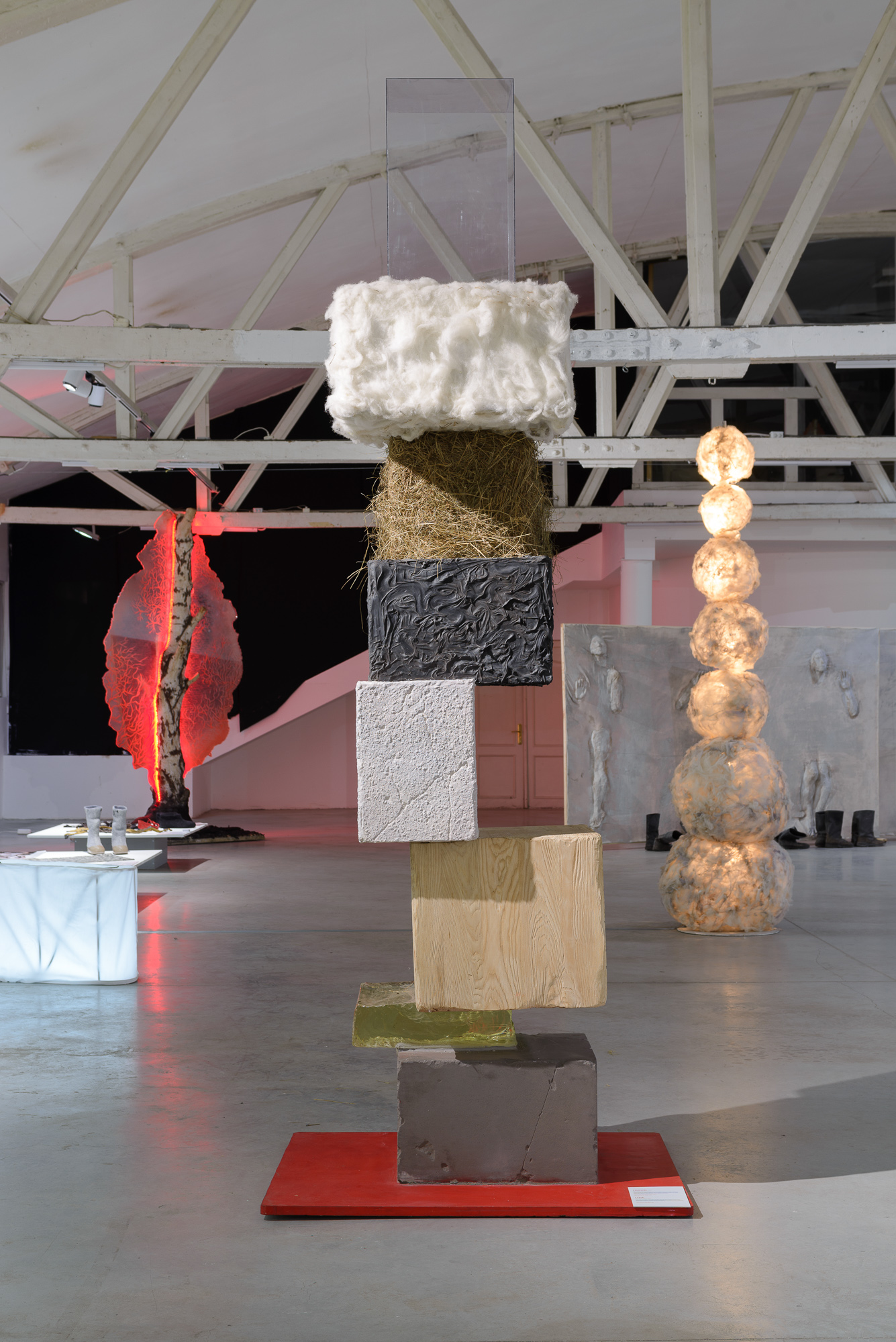 Мост между прошлым и будущим: известная украинская художница презентовала необычную акцию