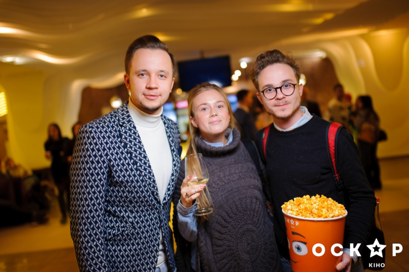 Олена Кравець, Віка з "НеАнгелів" та інші зірки на прем'єрі фільму "Колесо чудес" (фото)