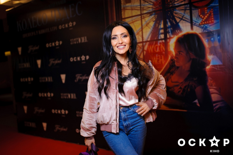 Олена Кравець, Віка з "НеАнгелів" та інші зірки на прем'єрі фільму "Колесо чудес" (фото)