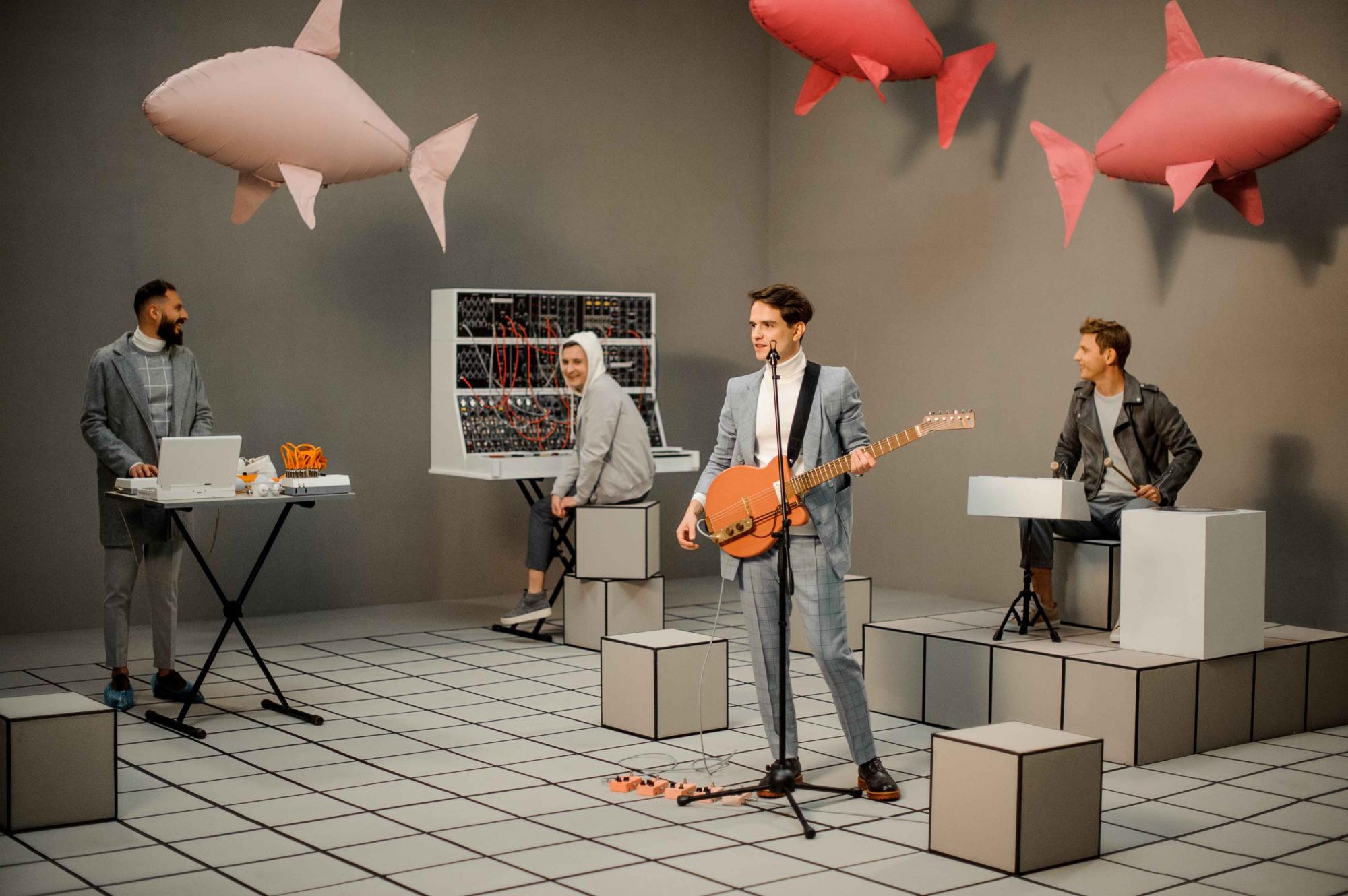 "Это провокация": украинская группа поразила соцсети откровенным клипом