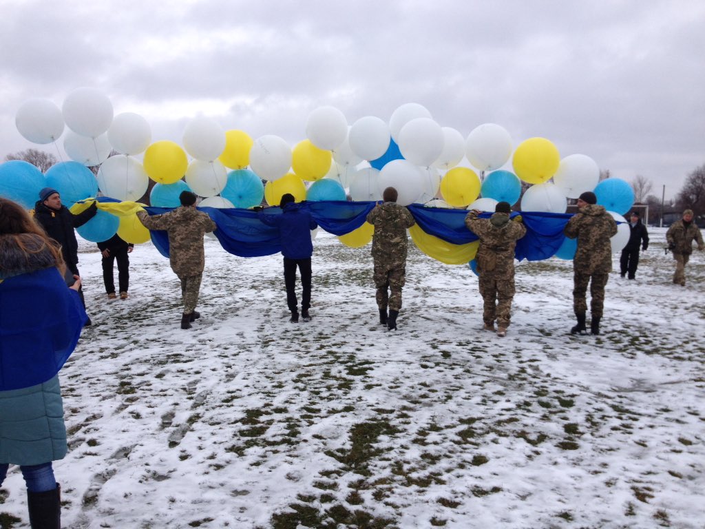 День Соборності: військові відправили бойовикам патріотичний привіт