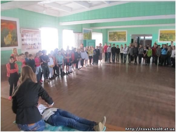 "Гітлерюгенд": в мережі показали, як бойовики "зомбують" дітей Донбасу (фото)