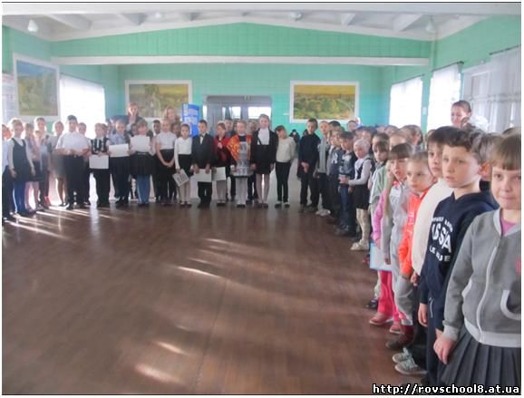 "Гітлерюгенд": в мережі показали, як бойовики "зомбують" дітей Донбасу (фото)