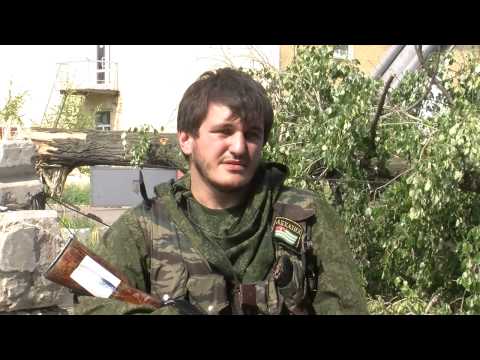 "Накладная дополнительная броня": в сети смеются над располневшим боевиком "ДНР"