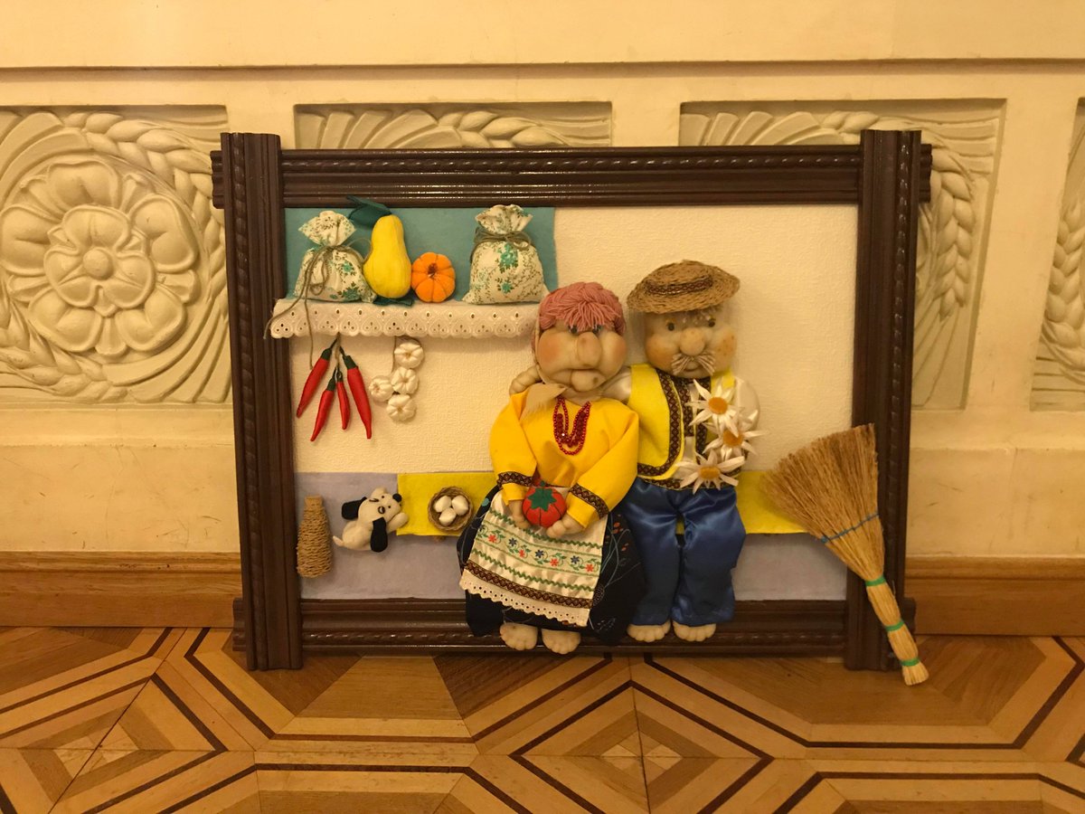 Не уважив: Ляшко залишив без уваги подарунок українців (фото)