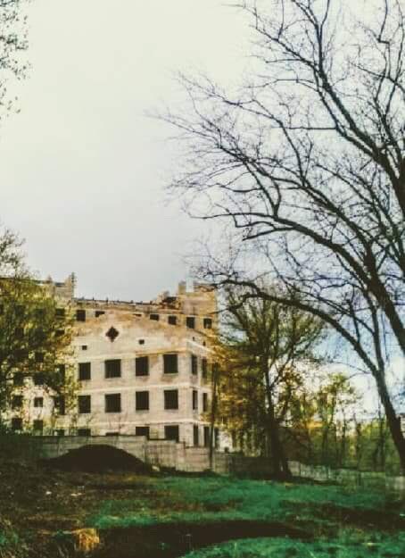 У центрі окупованого Донецька невідомі вивісили прапор України (фото)