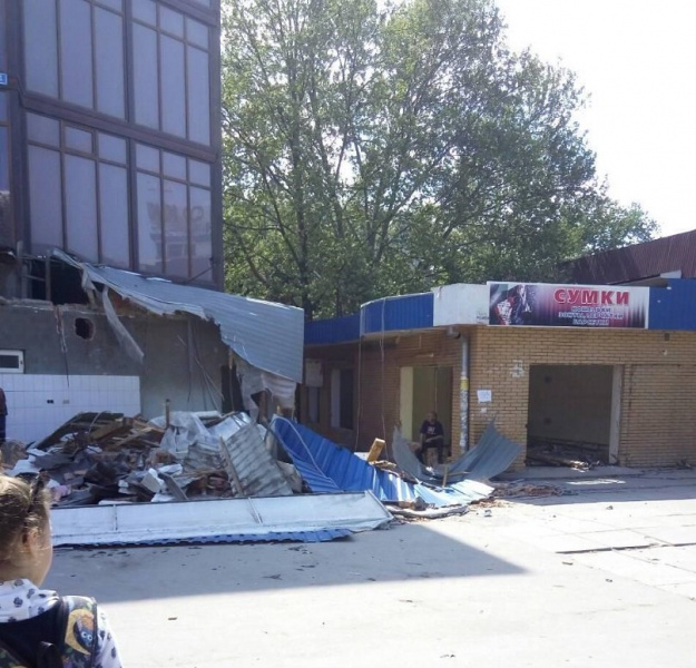 "На фоне руин": в сети показали свежие фото из оккупированного Крыма