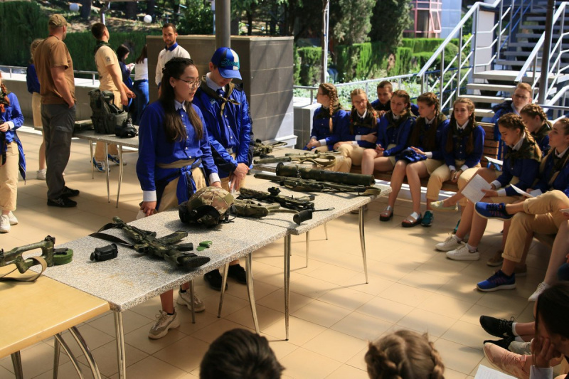 "Боевые буряты": в сети показали, как дети проводят время в "Артеке" в оккупированном Крыму (фото)