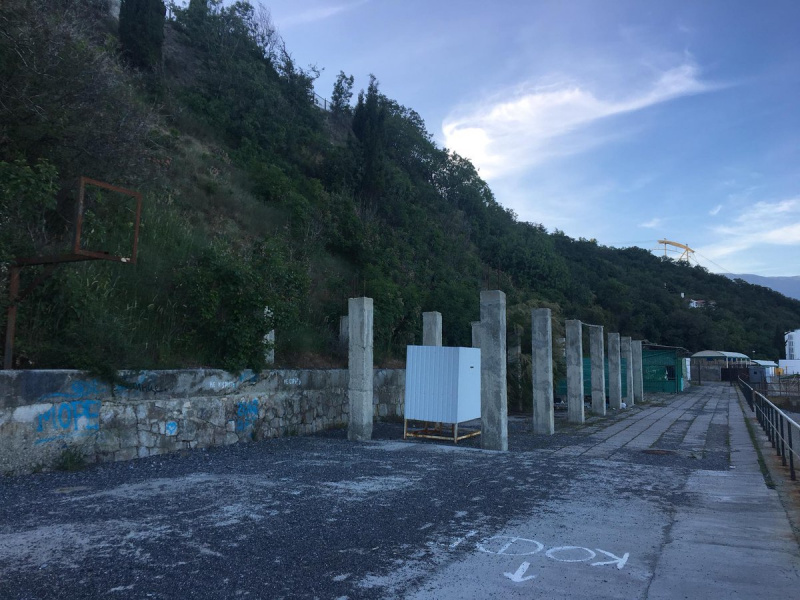 &quot;Стартуют по-богатому&quot;: в сети показали готовность пляжей Крыма к новому сезону (фото)