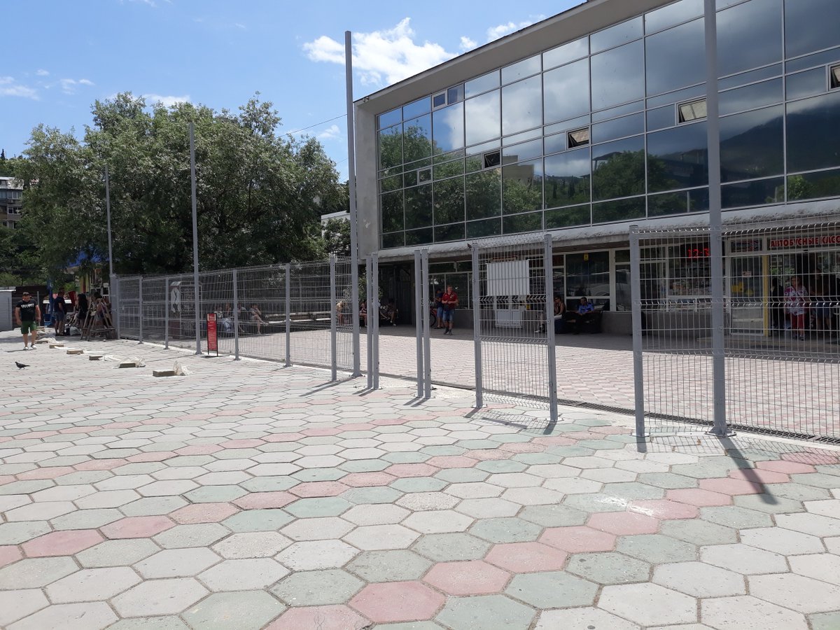 "Что с вами?": в сети появились свежие фото безлюдного Крыма