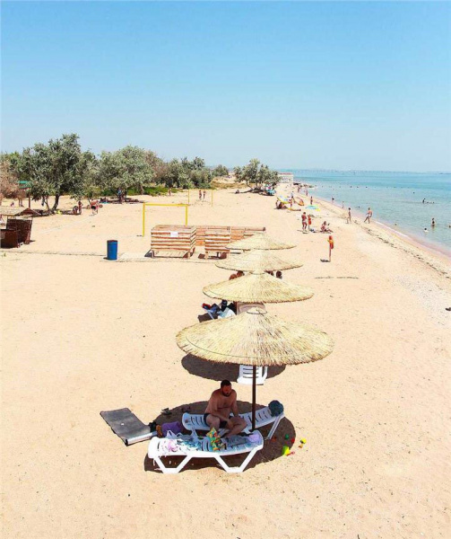 &quot;Идем на рекорды&quot; в сети показали грустные фото курортов в Крыму