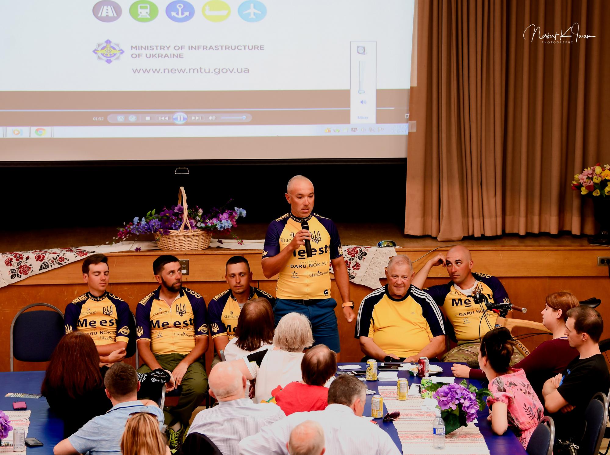 &quot;Думали, что у нас гражданская война&quot;: как активисты разрушали мифы об Украине во время велопробега по США и Канаде