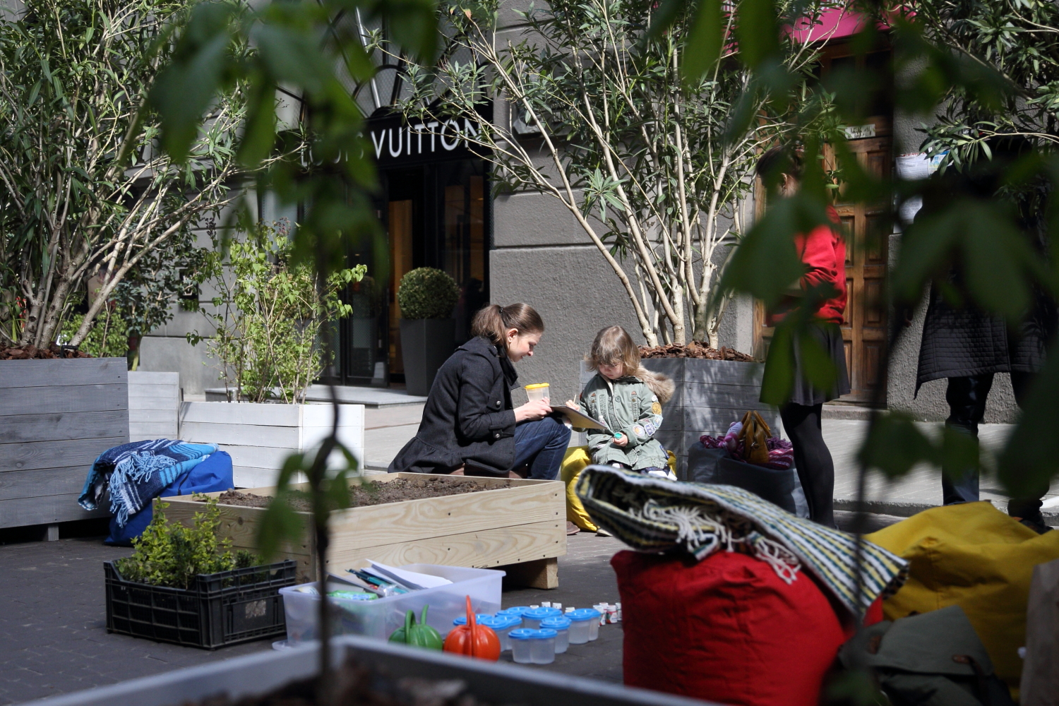 Выставка деревьев в Пассаже в Киеве