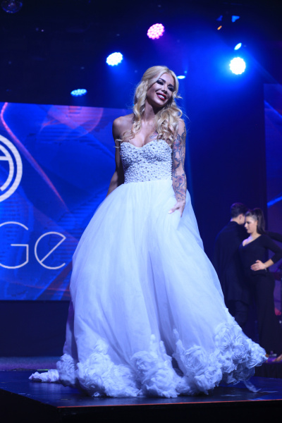 Українські зірки вийшли на подіум під час показу AnGe stars fashion show (фото)