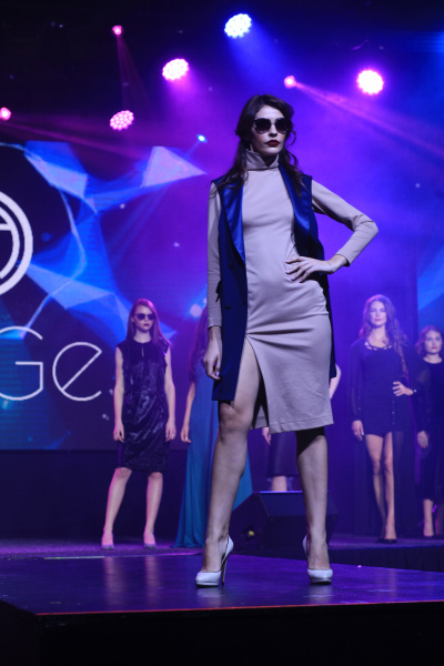 Українські зірки вийшли на подіум під час показу AnGe stars fashion show (фото)