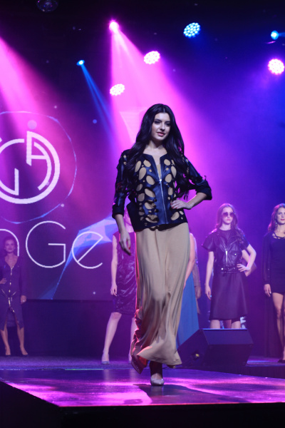 Українські зірки вийшли на подіум під час показу AnGe stars fashion show (фото)