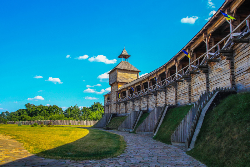 Гетманская столица и роскошные особняки: живописные места Украины для идеального отдыха