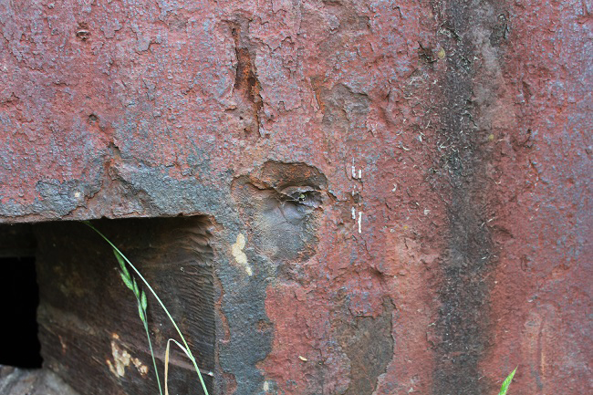 Сліди від кулі на Доті №131