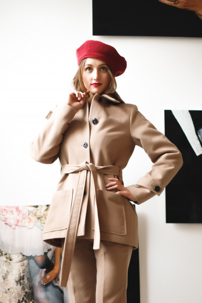 Гимнастка Анна Ризатдинова примерила роль модели в fashion-съемке известного украинского дизайнера