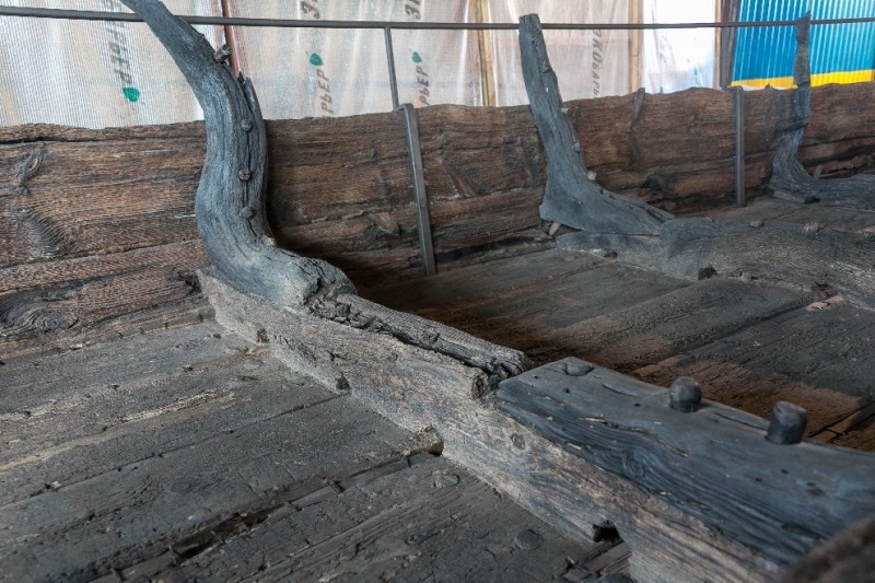 В Запорожье подняли со дна и отреставрировали казацкие корабли XVII и XVIII века