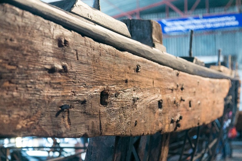 В Запорожье подняли со дна и отреставрировали казацкие корабли XVII и XVIII века