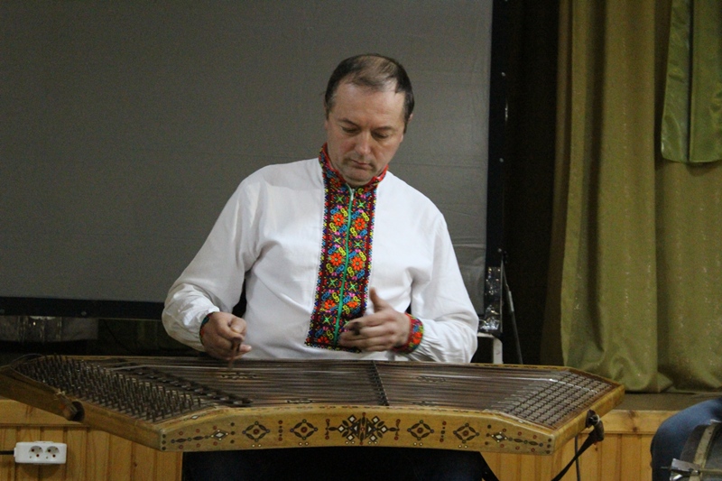 В Верховине завершились Дни украинского кино: главный приз КМКФ "Молодость" получили "Киборги"